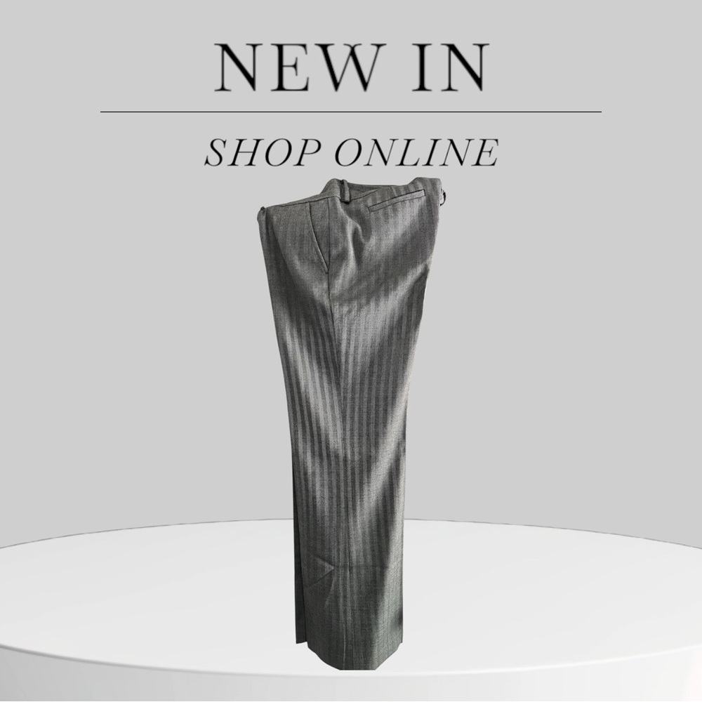 Banana Republic Charcoal Dress Slacks Size 10 herringbone pattern fully lined.